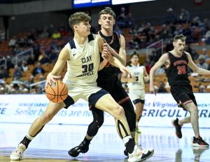 Imposing frontcourt duo Colby Barr and Preston Luzader has Cee-Bees expecting return trip to Charleston